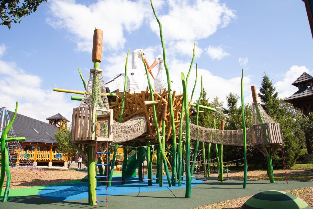 Nestville Apartments Hniezdne Zewnętrze zdjęcie