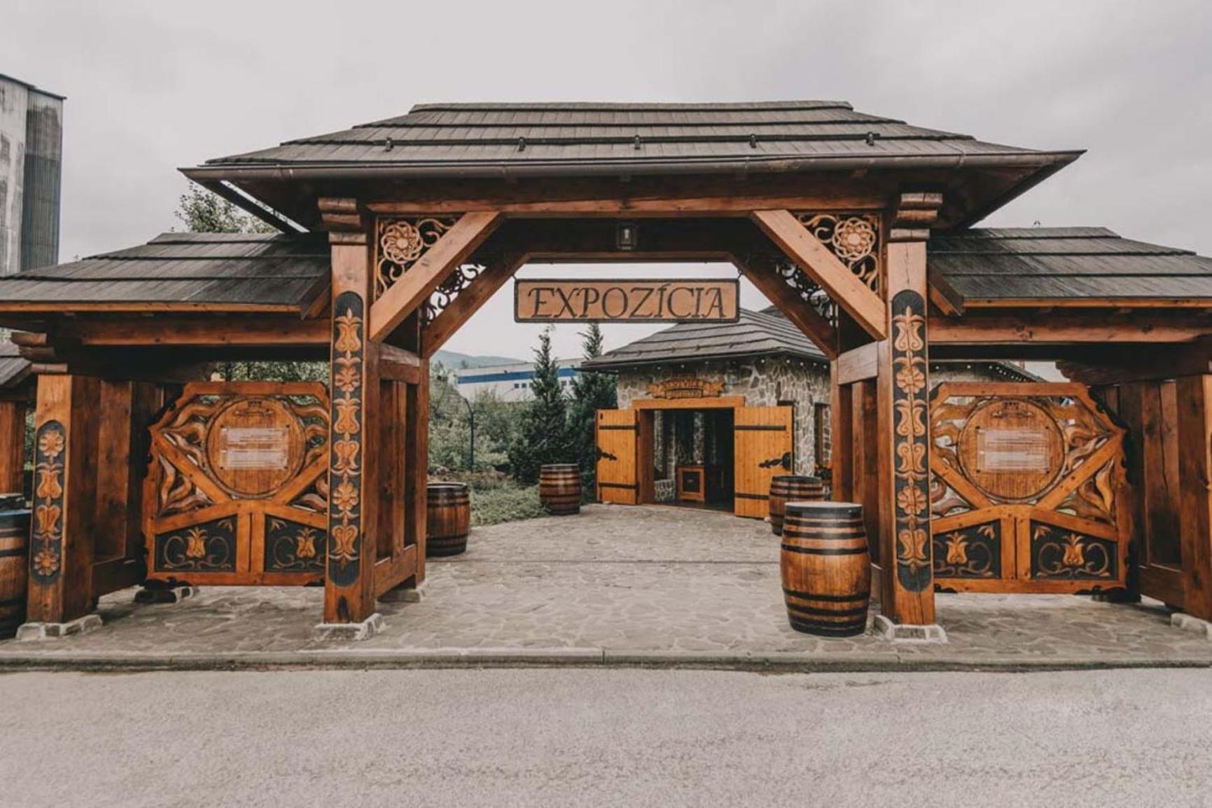 Nestville Apartments Hniezdne Zewnętrze zdjęcie