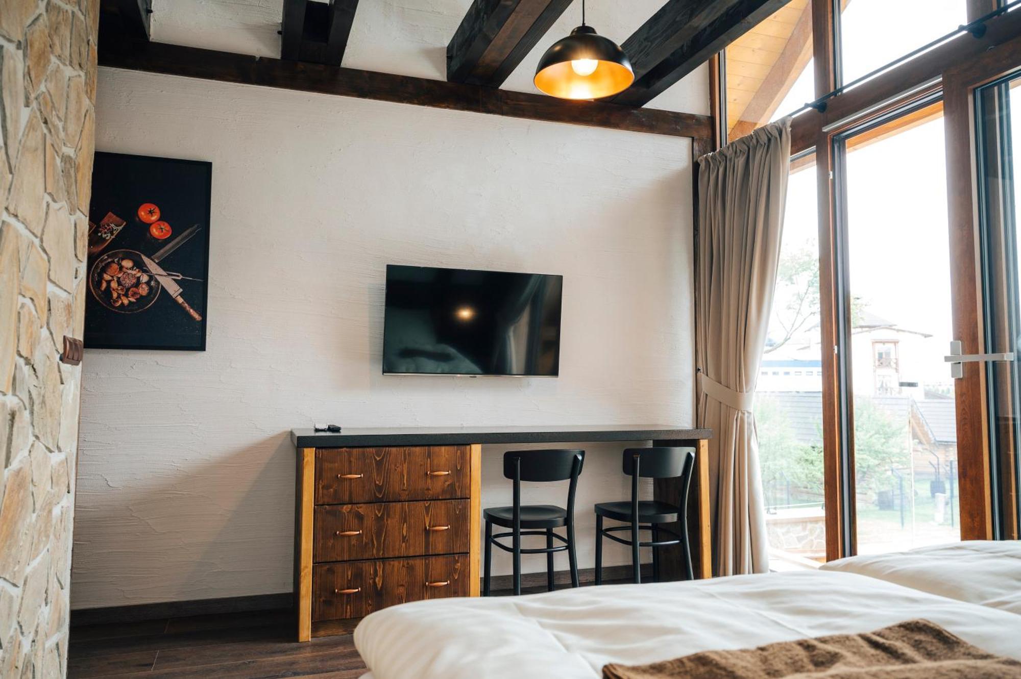 Nestville Apartments Hniezdne Zewnętrze zdjęcie