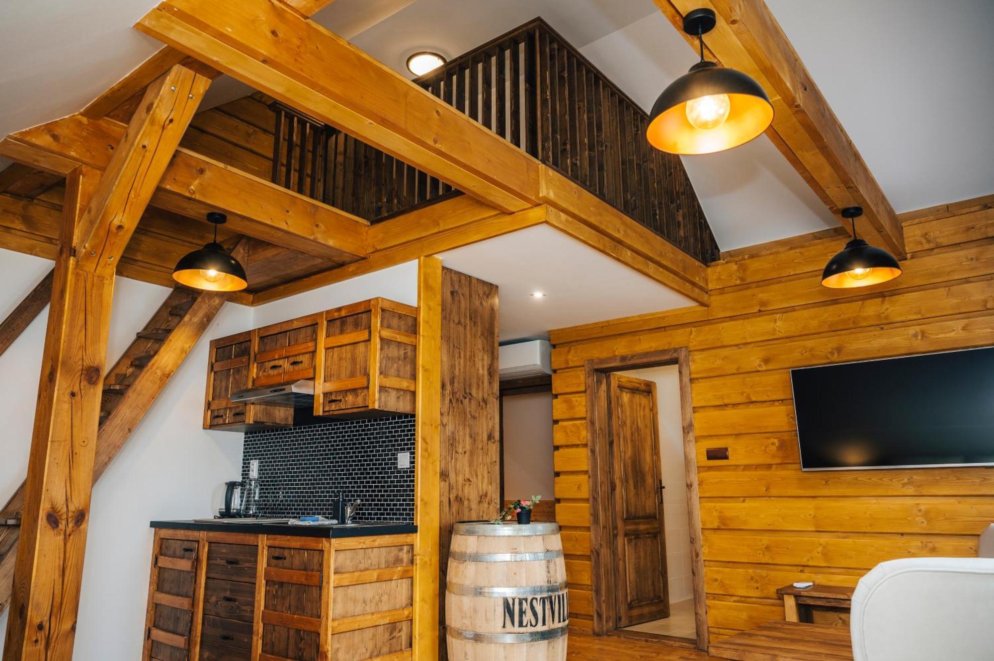 Nestville Apartments Hniezdne Zewnętrze zdjęcie