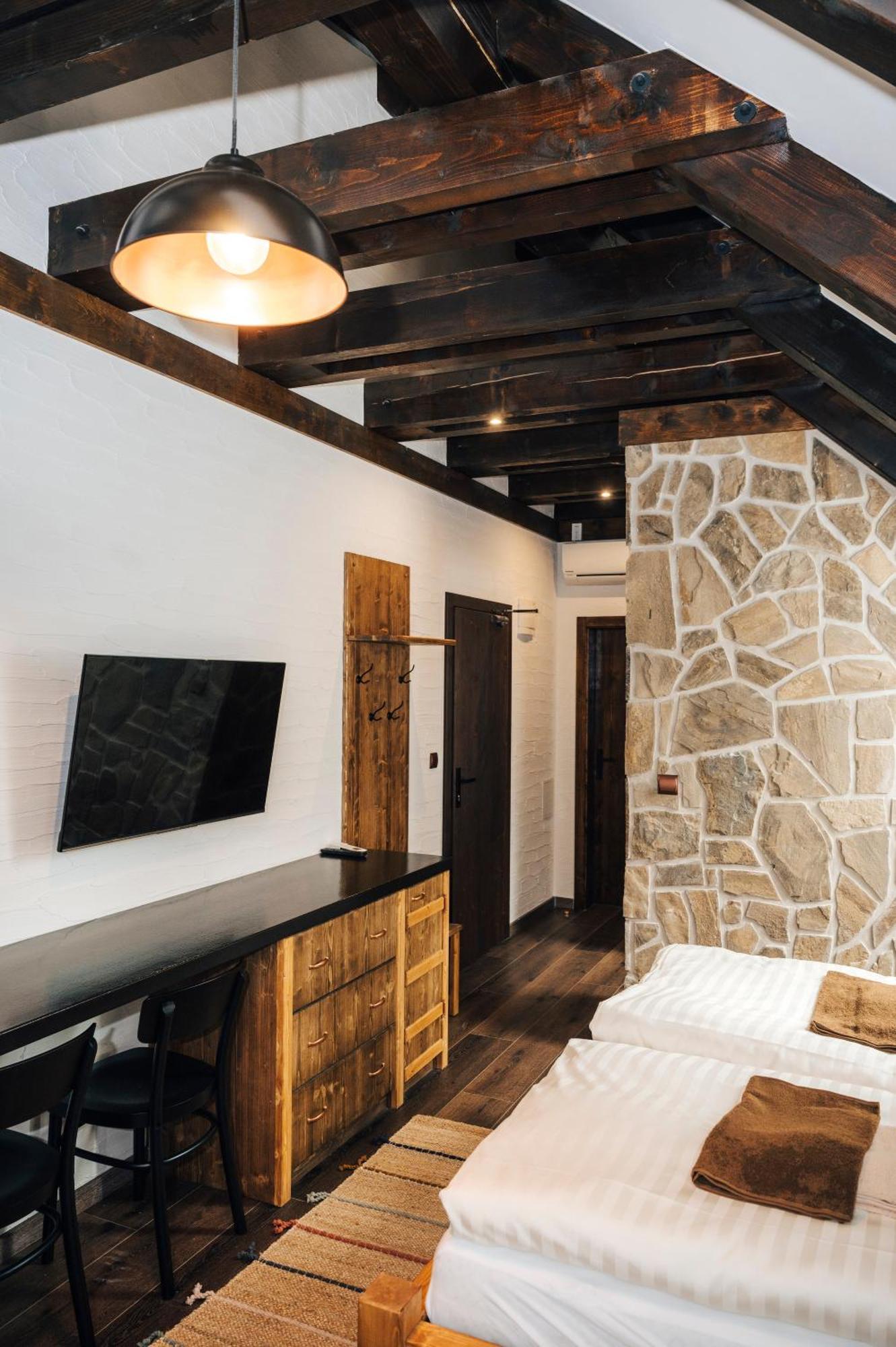Nestville Apartments Hniezdne Zewnętrze zdjęcie